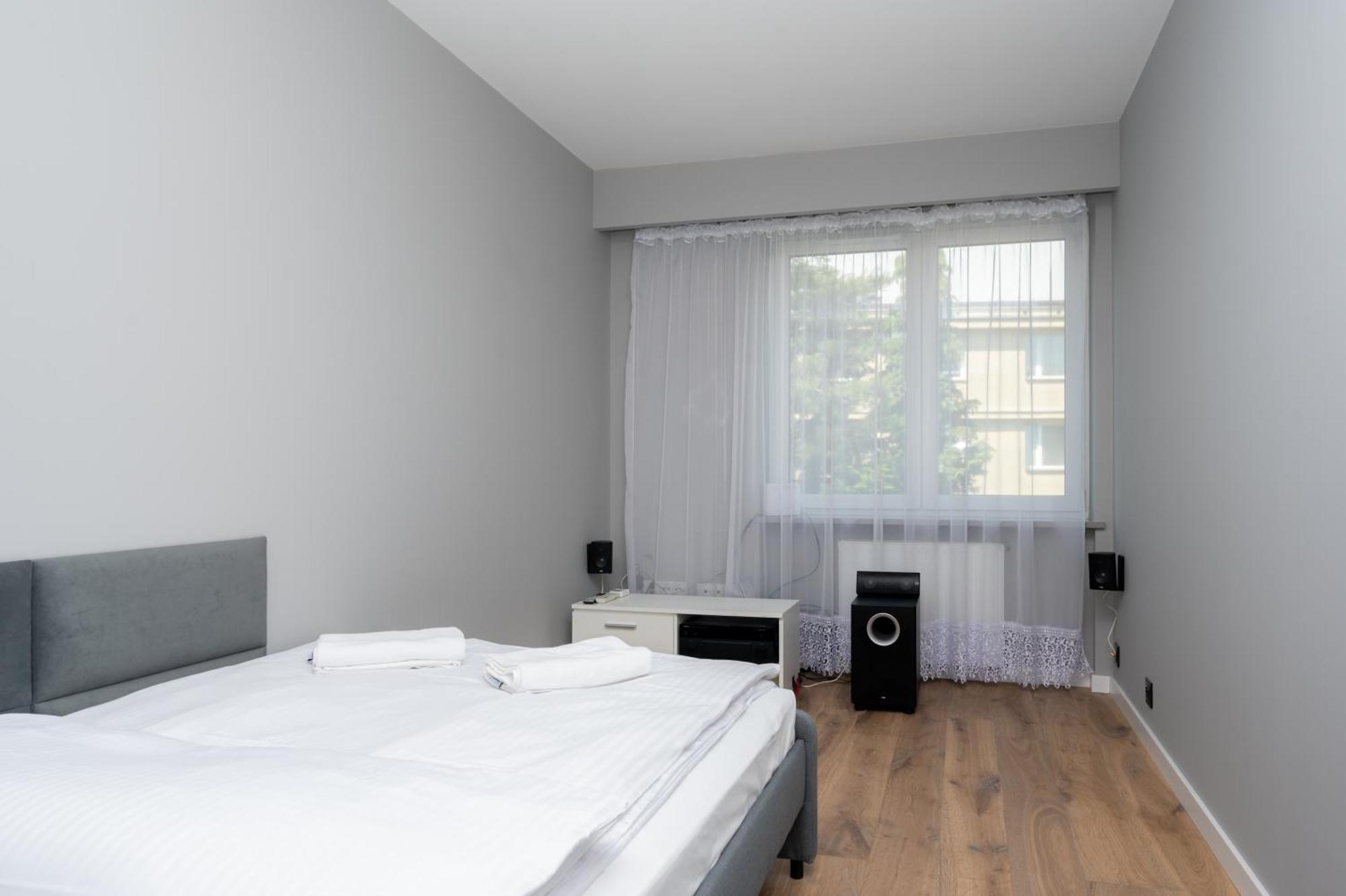 Rentplanet - Apartament Kasztelanska Kraków Exteriör bild